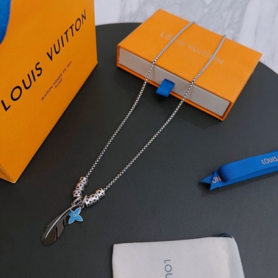 Overseas popular necklace 2023SS LOUIS VUITTON Louis Vuitton Overseas popular necklace 2023SS LOUIS VUITTON Louis Vuitton